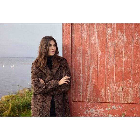 NWT SOYA CONCEPT MUKITE Chocolate Brown Teddy Jacket - Picture 2 of 10